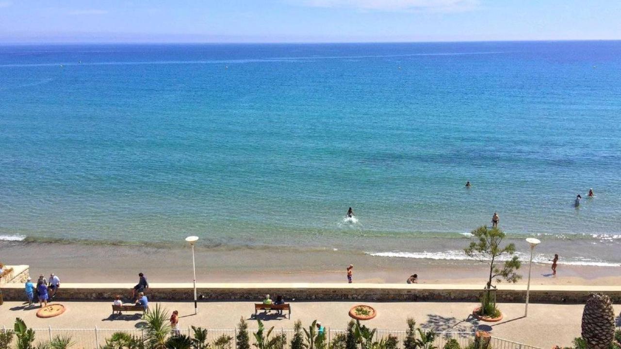 L'Hippocampe: Beachside Retreat with King-Size Comfort La Seyne-sur-Mer Exterior photo